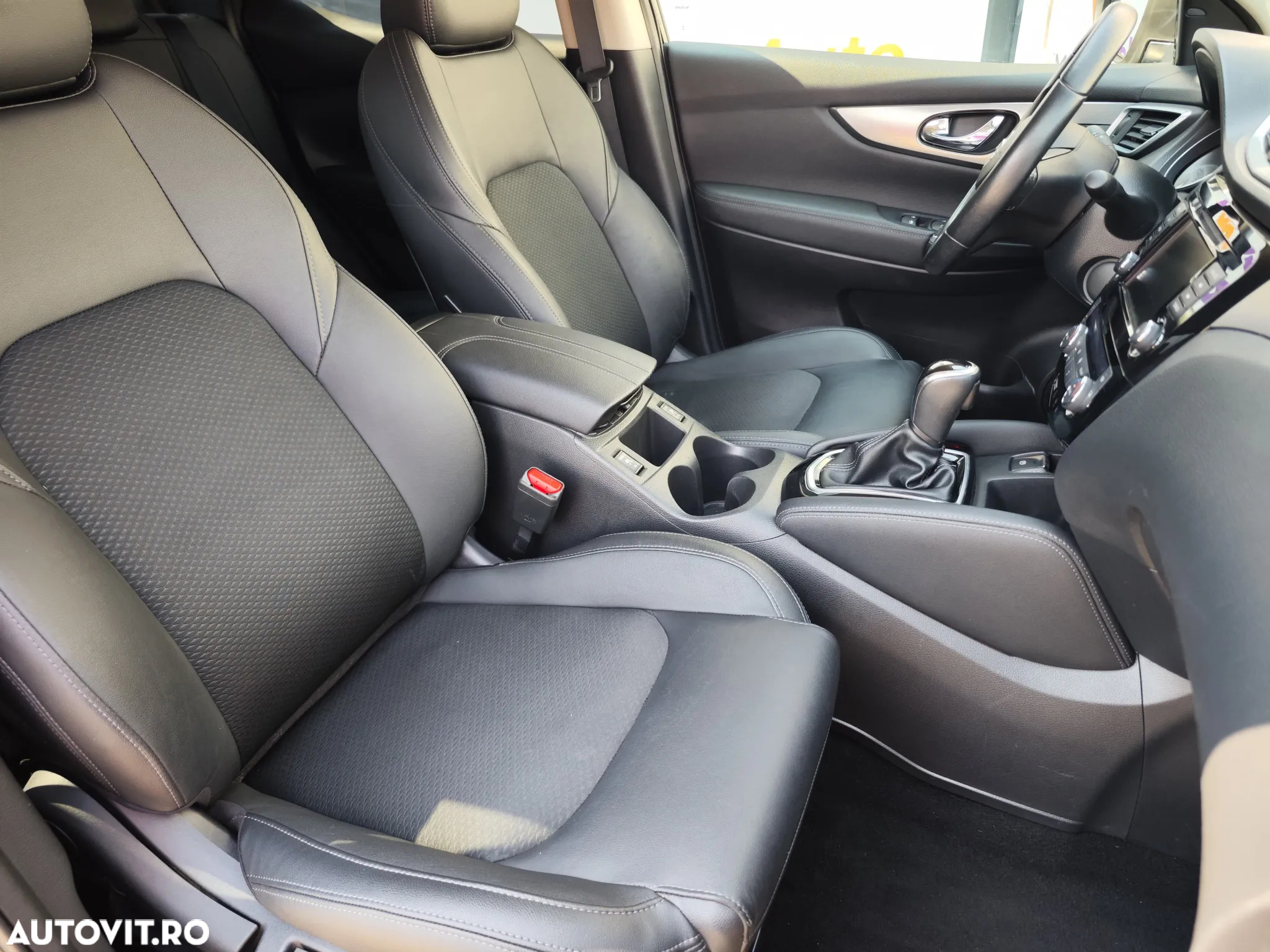 Nissan Qashqai 1.3 DIG-T DCT TEKNA - 19