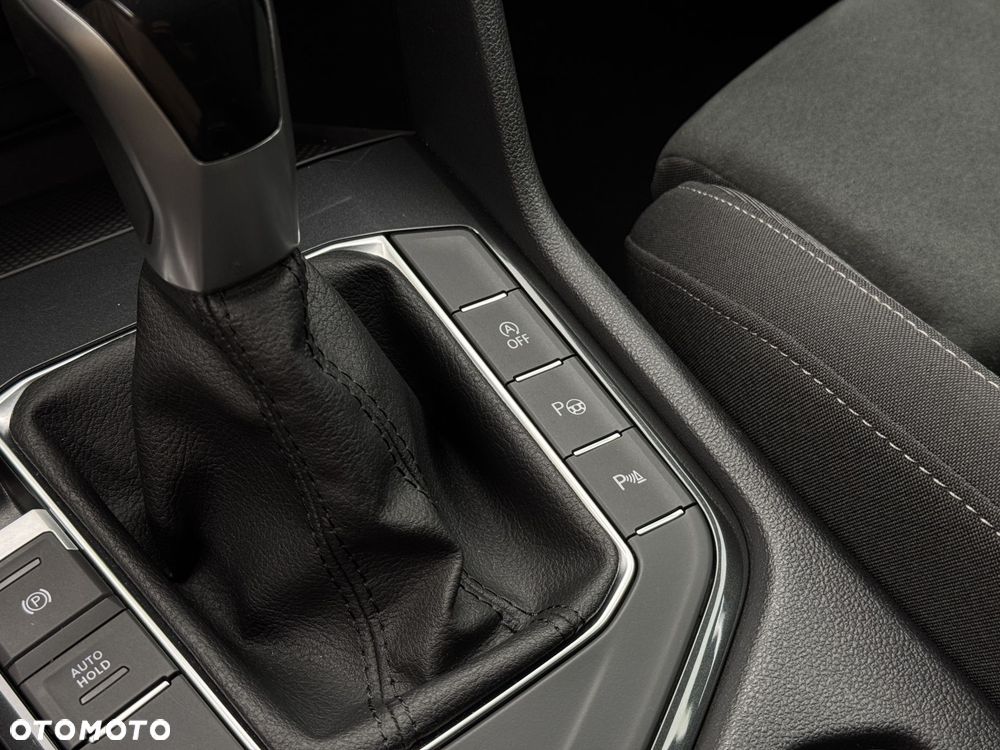 Volkswagen Tiguan 1.5 eTSI Life DSG - 29