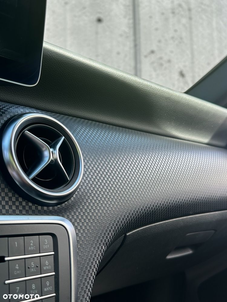 Mercedes-Benz Klasa A 180 Peak Edition - 36
