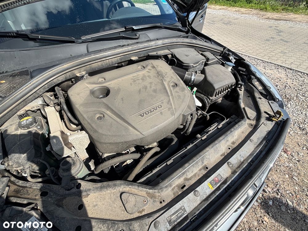 Volvo XC 60 D4 Drive-E Momentum - 16