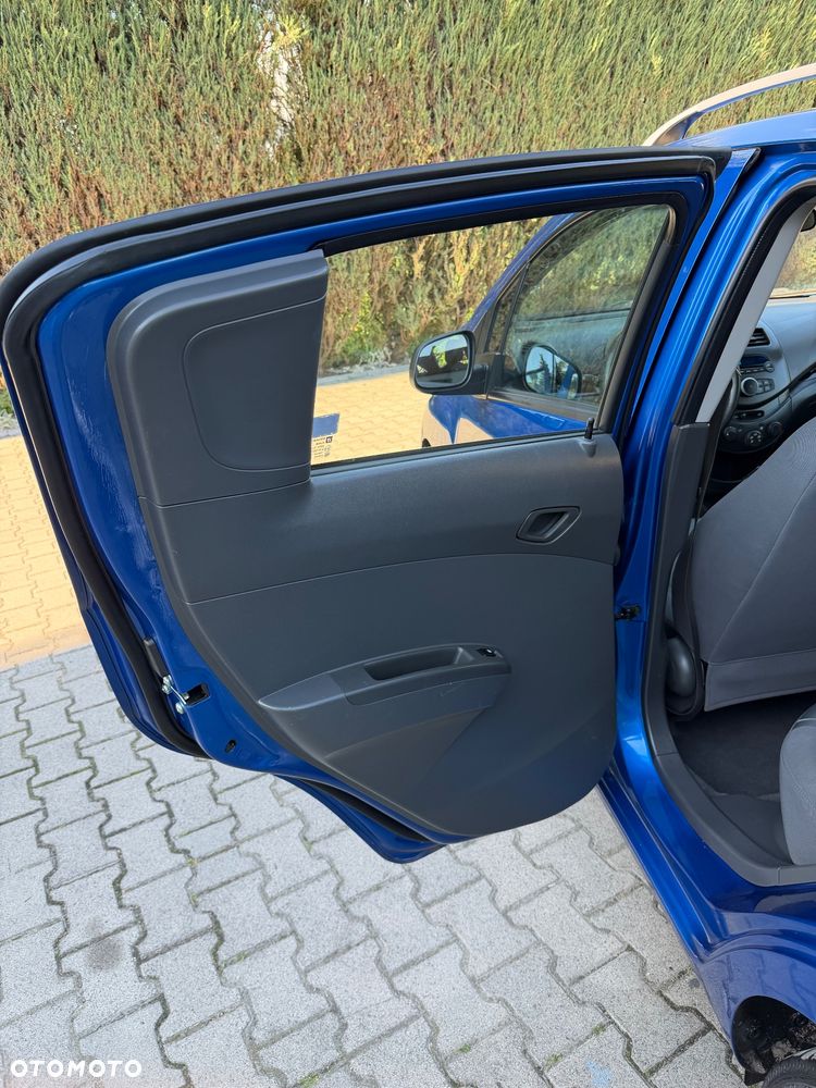 Chevrolet Spark - 11