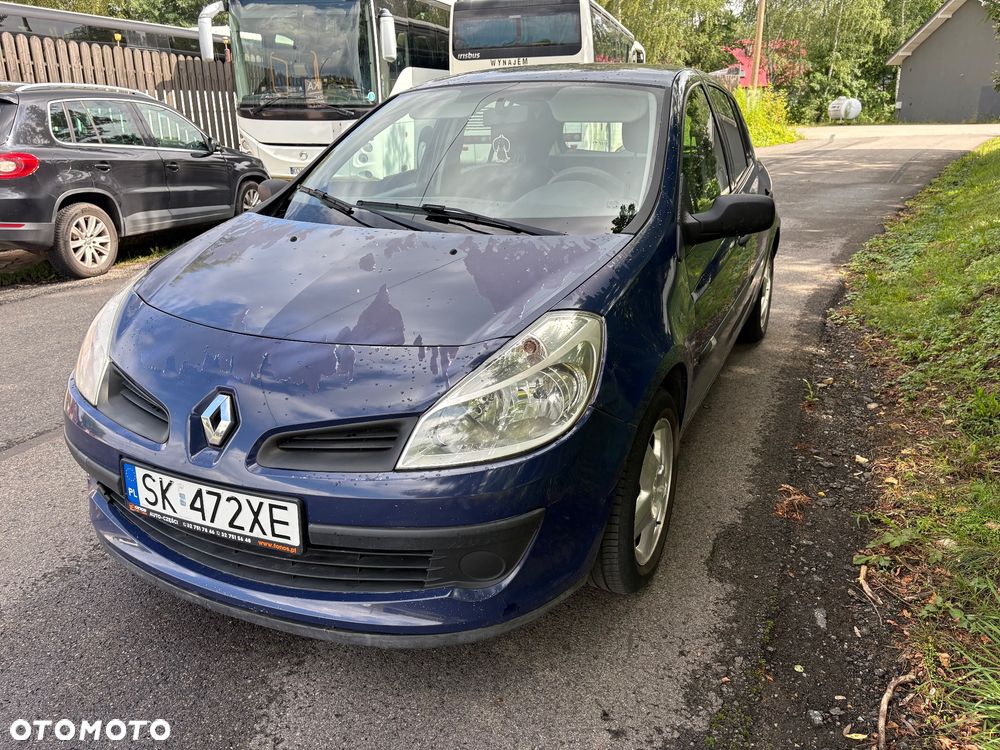 Renault Clio 1.2 16V Alize - 2