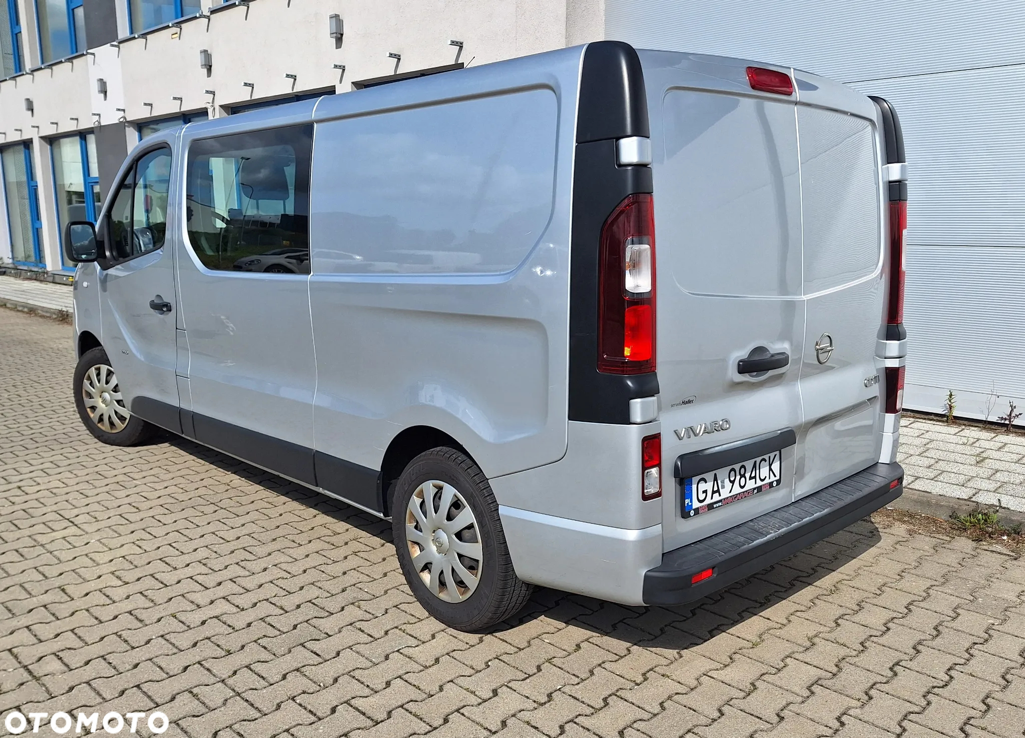 Opel Vivaro L2H1 2,9t Edition - 4