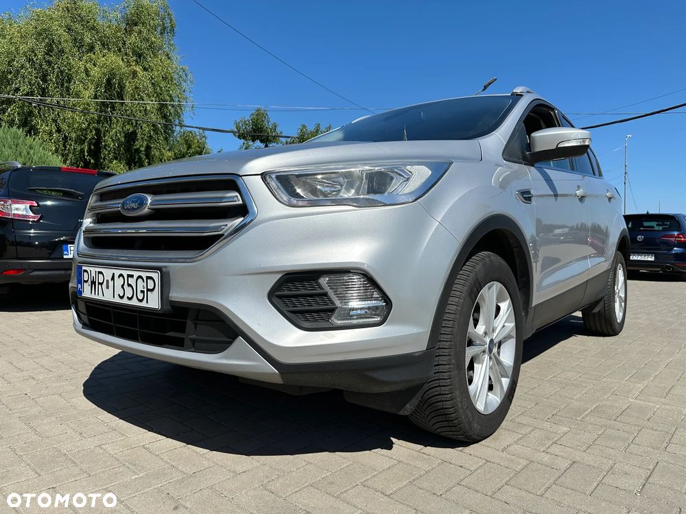 Ford Kuga - 32