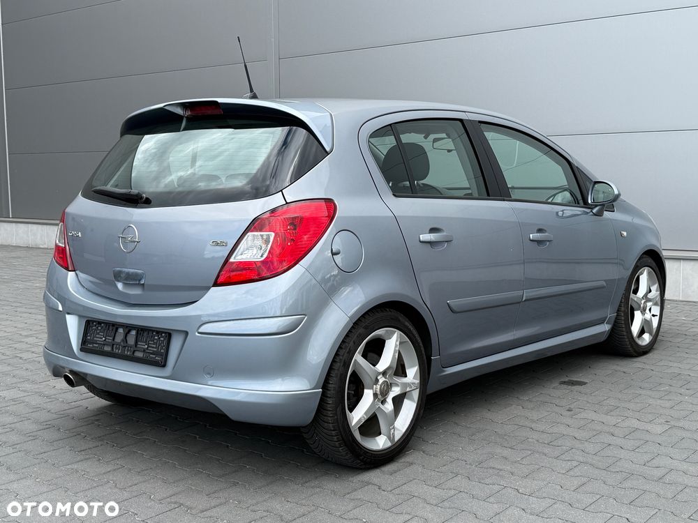Opel Corsa 1.6 Turbo GSi - 12