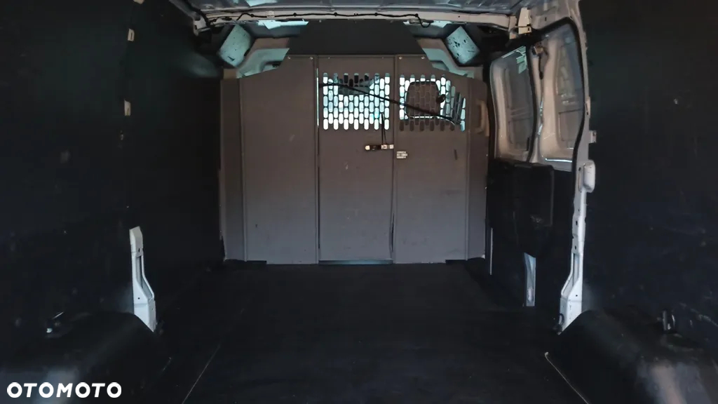 Ford Transit - 14