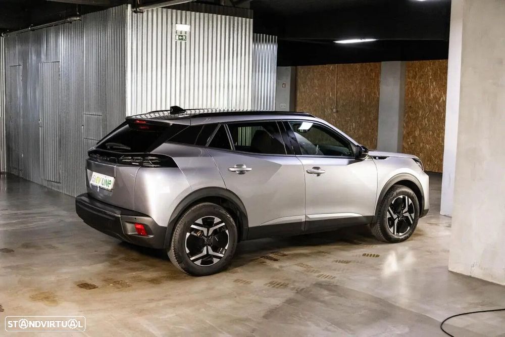 Peugeot e-2008 54 kWh Allure - 8