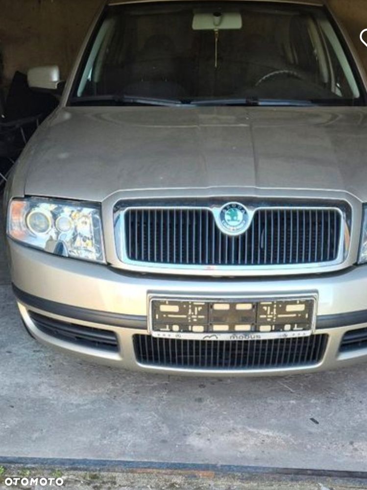 Skoda Superb 1.8 Turbo Comfort - 1