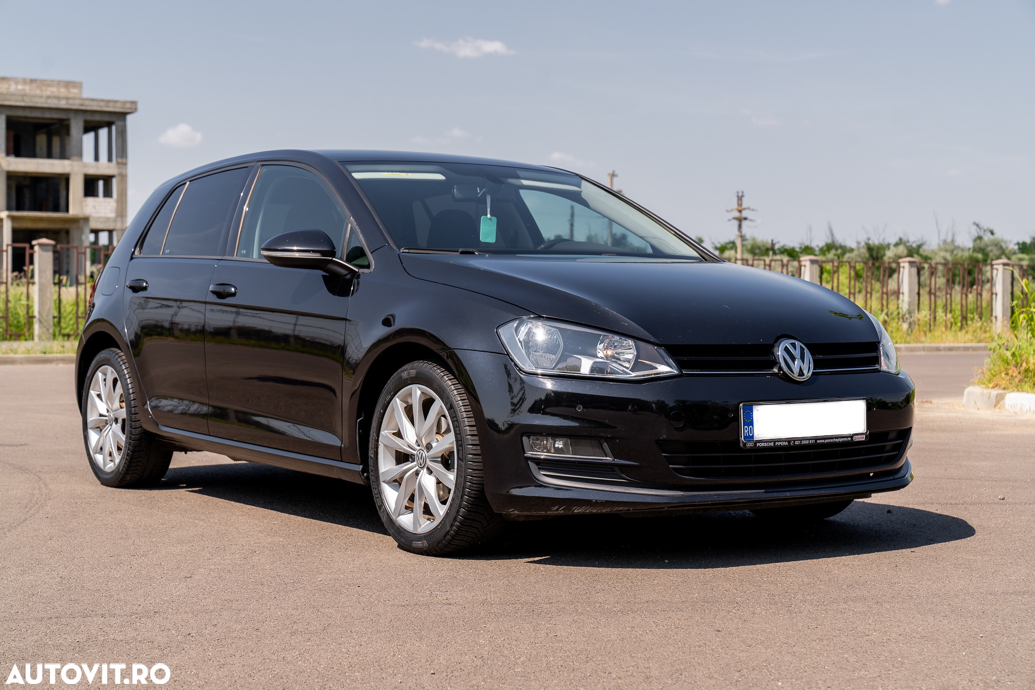 Volkswagen Golf 1.6 TDI DPF BMT DSG Comfortline - 11