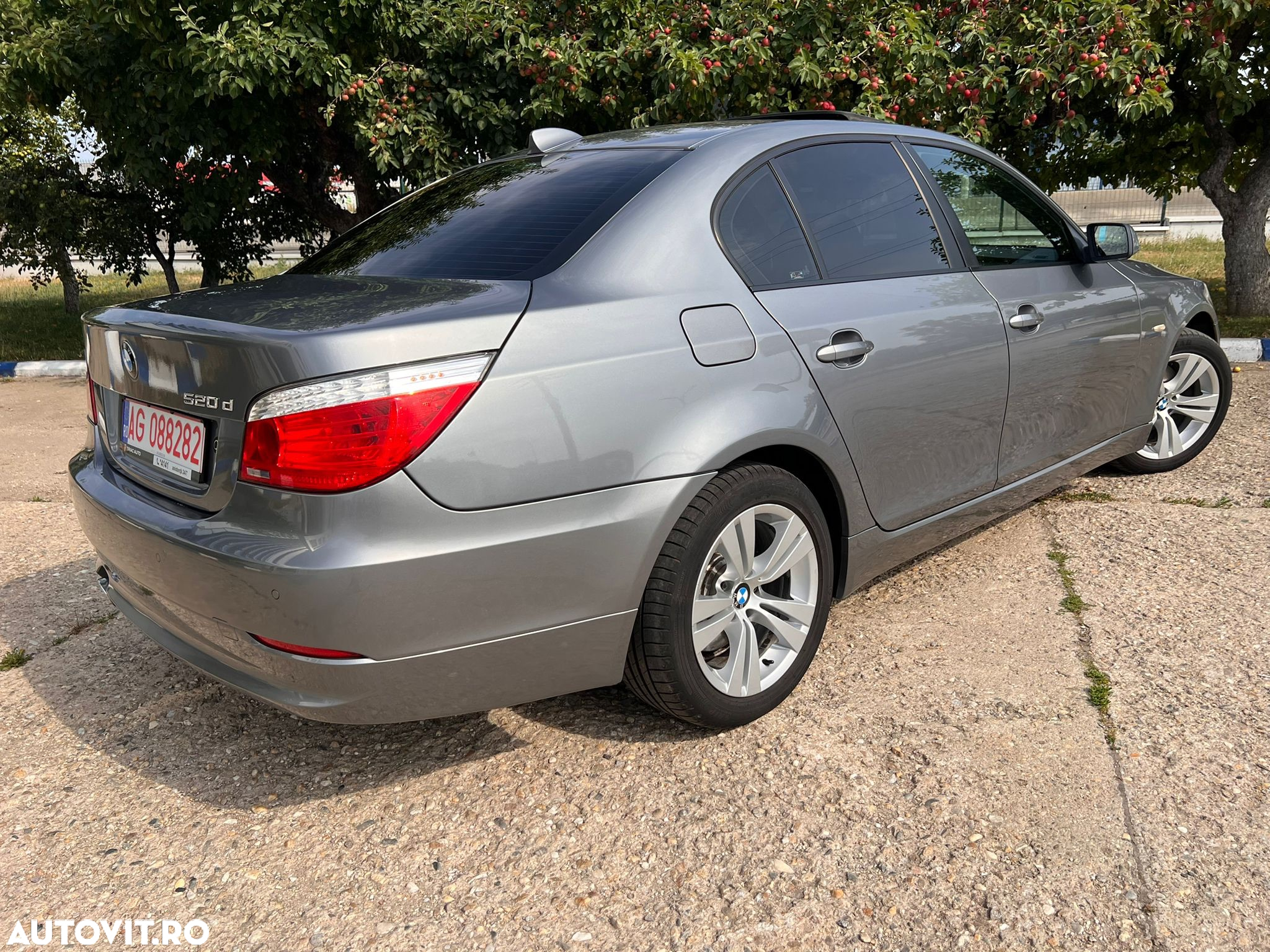 BMW Seria 5 - 18