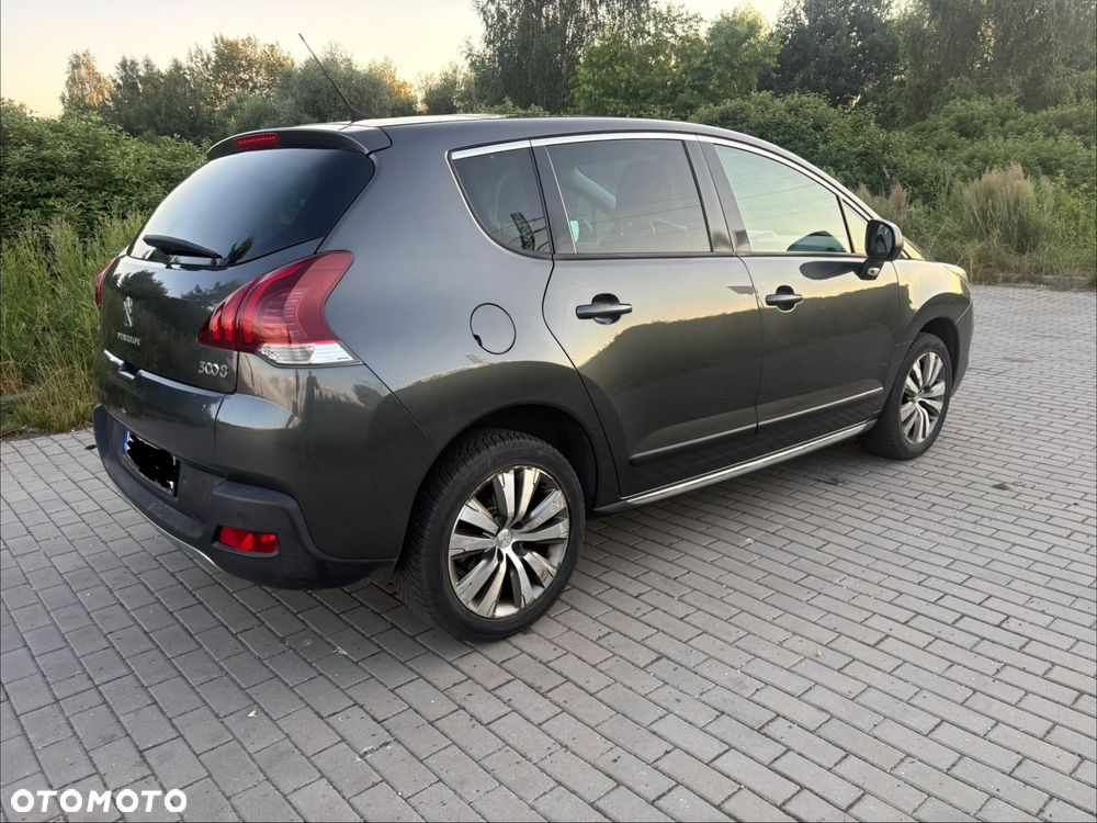 Peugeot 3008 1.2 PureTech Allure S&S - 3