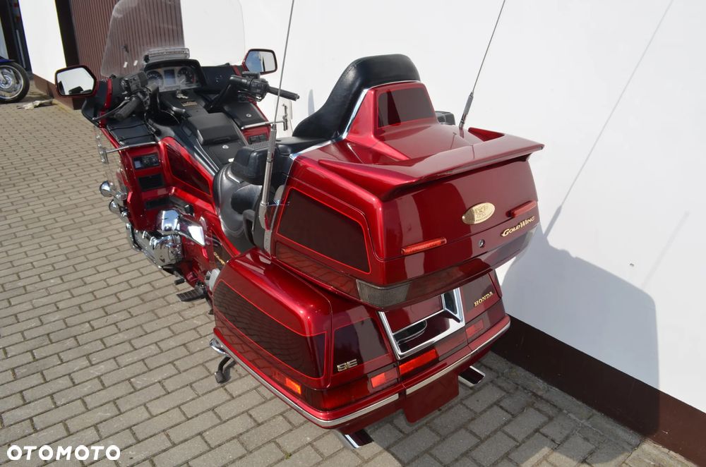 Honda GL - 9