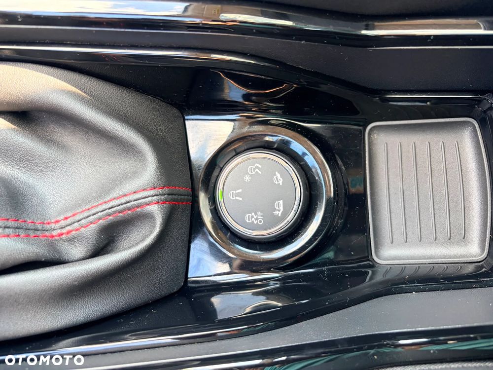 Peugeot 2008 BlueHDi FAP 120 STOP & START GT-Line Edition - 31