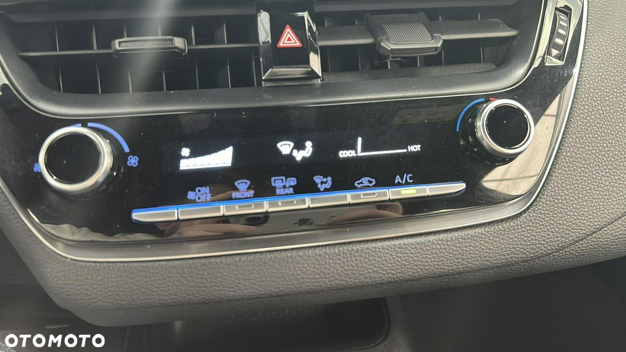Toyota Corolla 1.2 T Active - 21