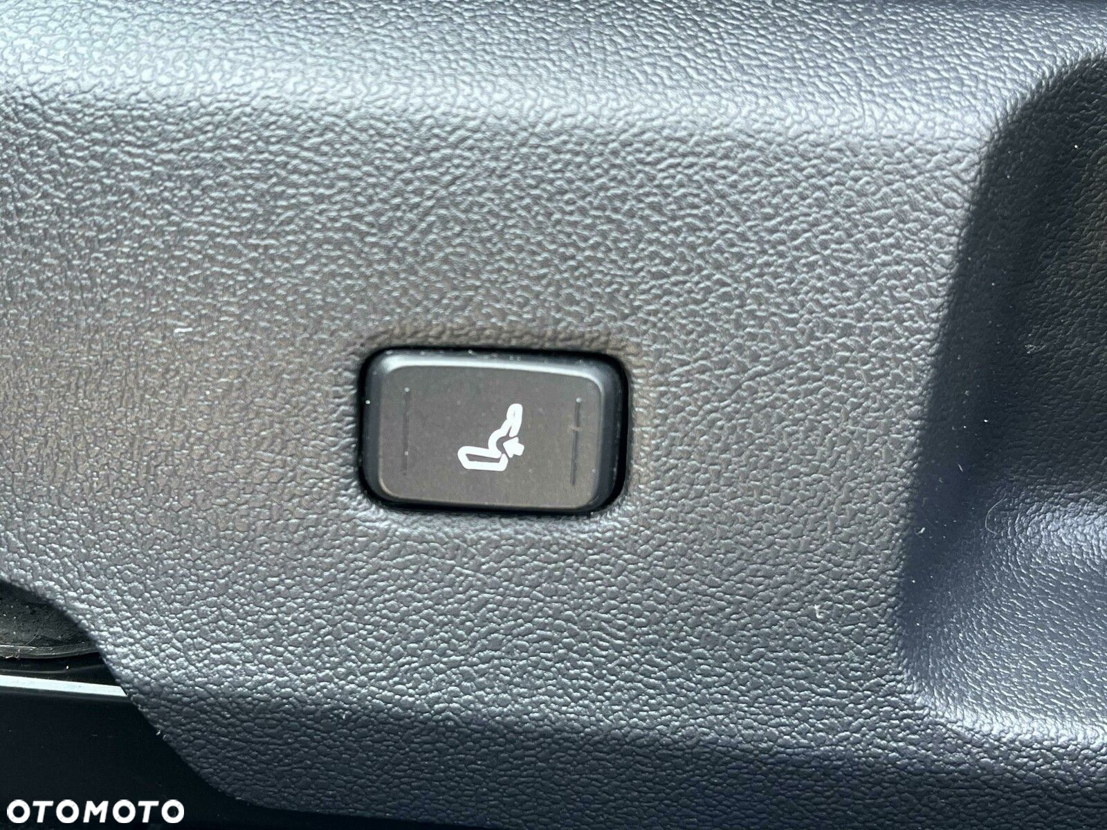 Toyota Corolla - 11