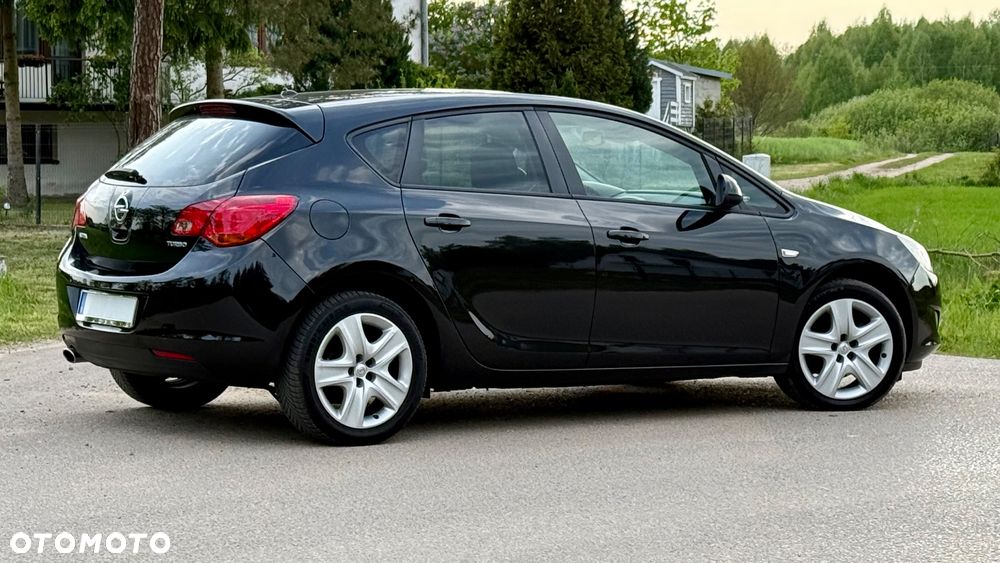 Opel Astra 1.4 Turbo Edition - 17