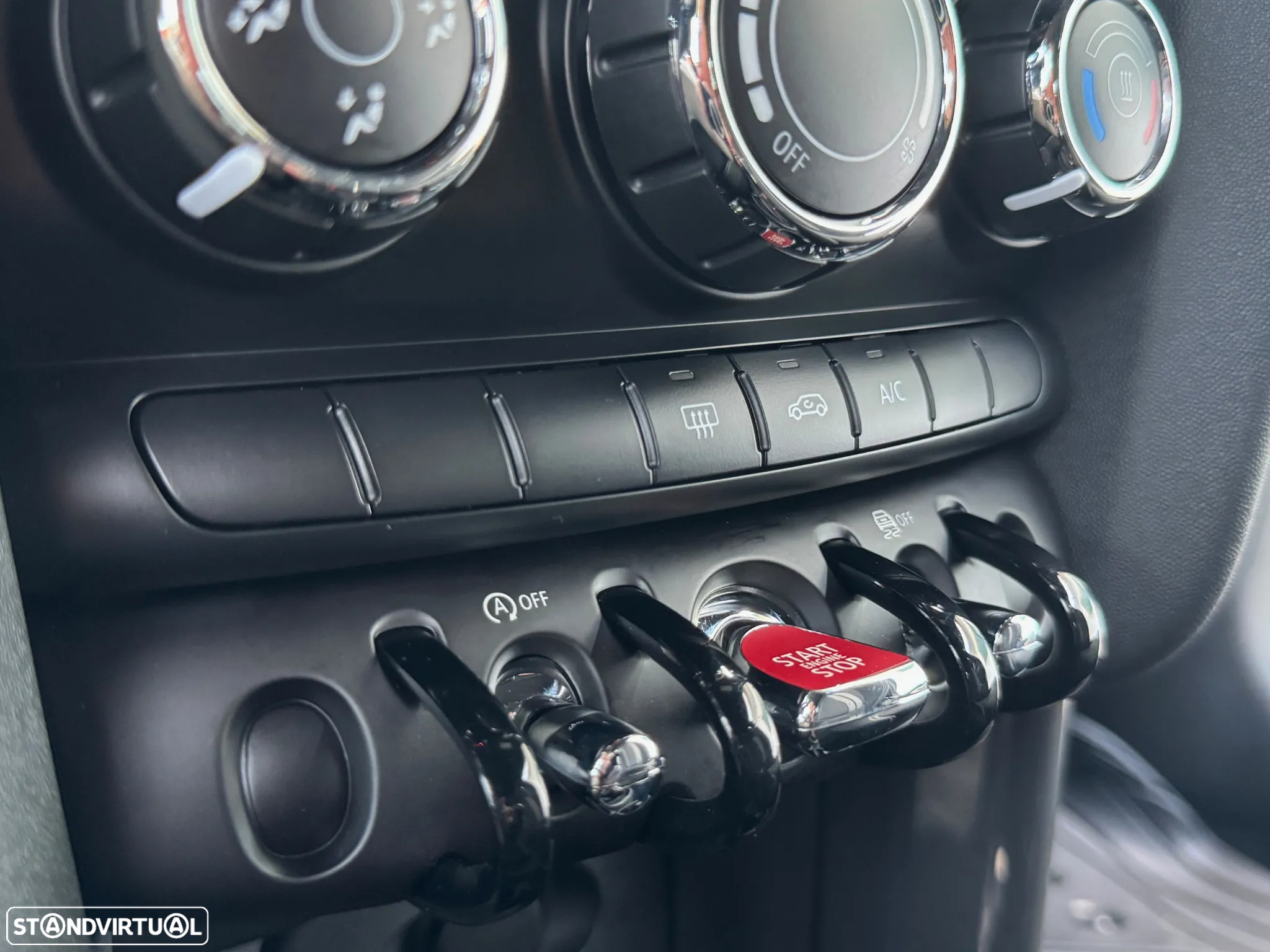 MINI 5 Portas One D - 24