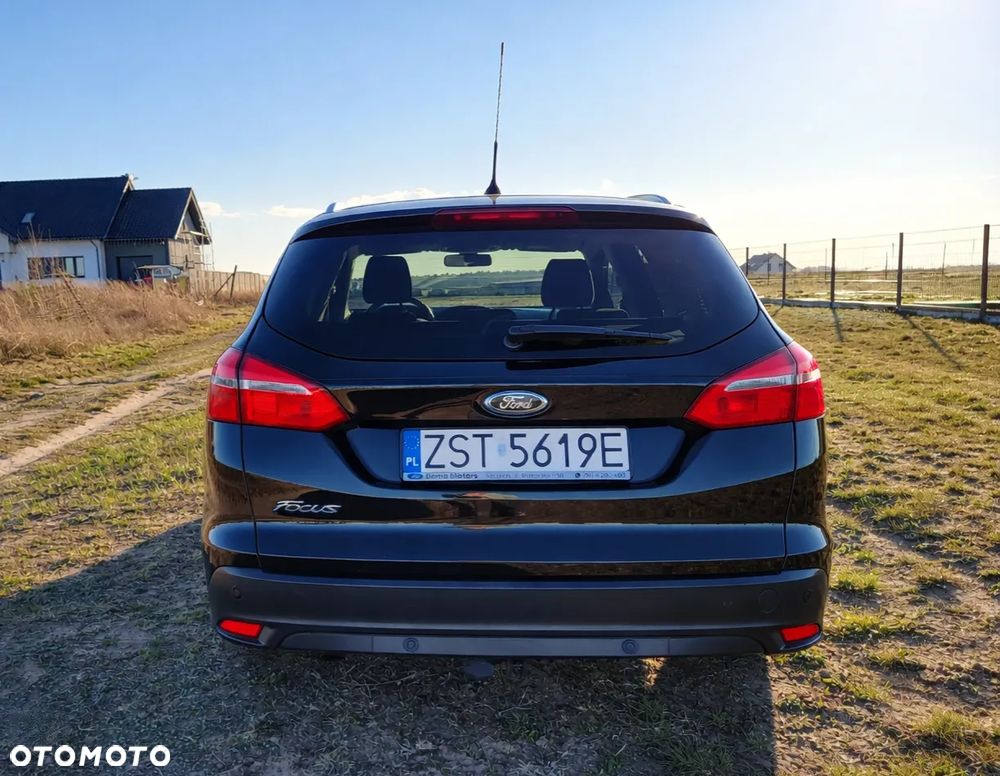 Ford Focus 1.5 TDCi DPF Start-Stopp-System Titanium - 6