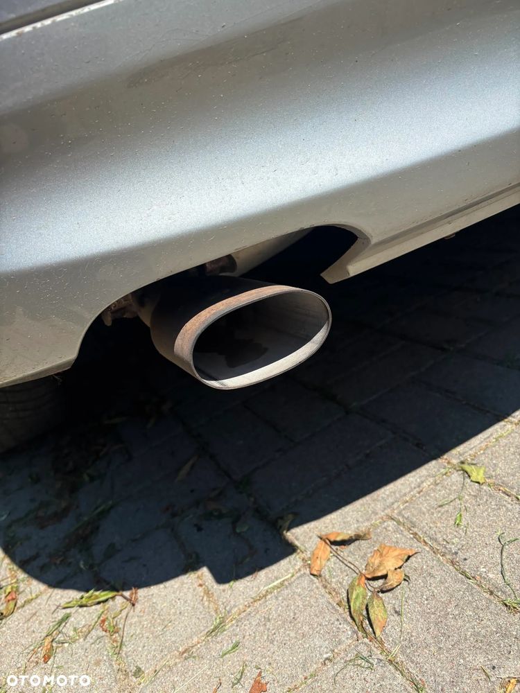 BMW Seria 3 320d DPF - 12