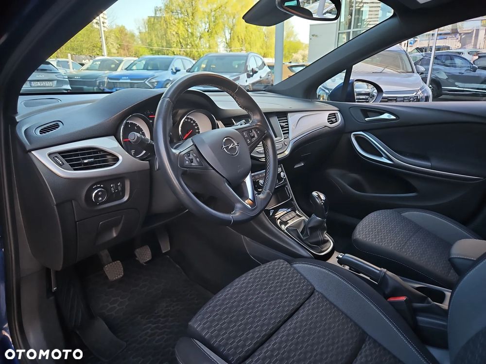 Opel Astra 1.2 T GS Line S&S - 9