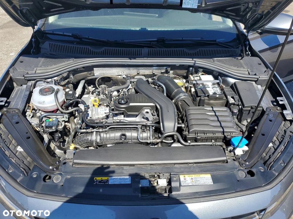 Volkswagen Jetta - 12