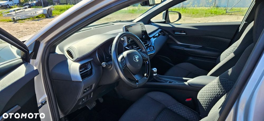 Toyota C-HR Style Selection - 17