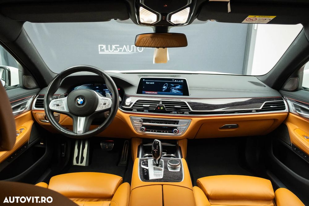 BMW Seria 7 730d xDrive MHEV - 26