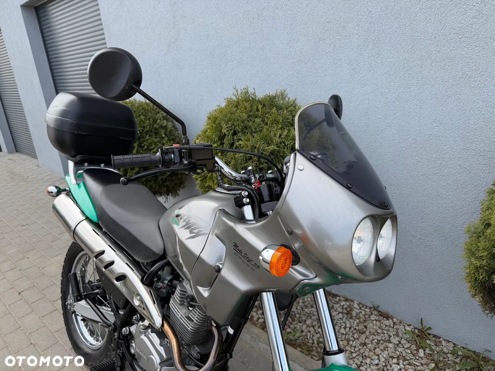 Honda CLR - 13