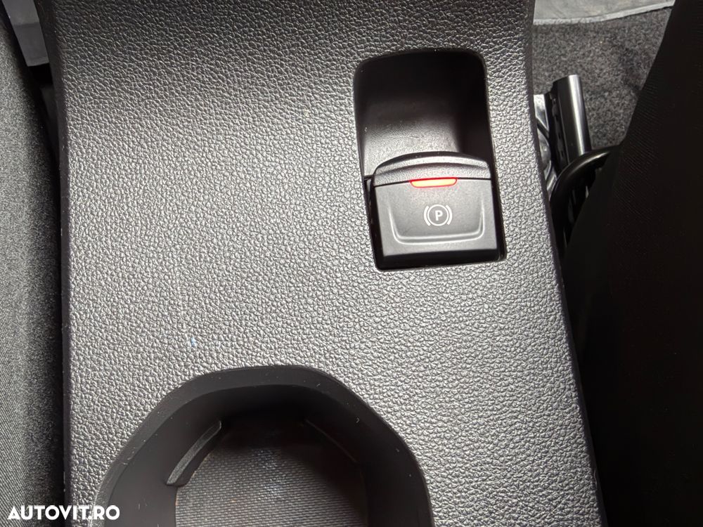 Dacia Sandero Stepway TCe 90 MT6 Comfort - 23