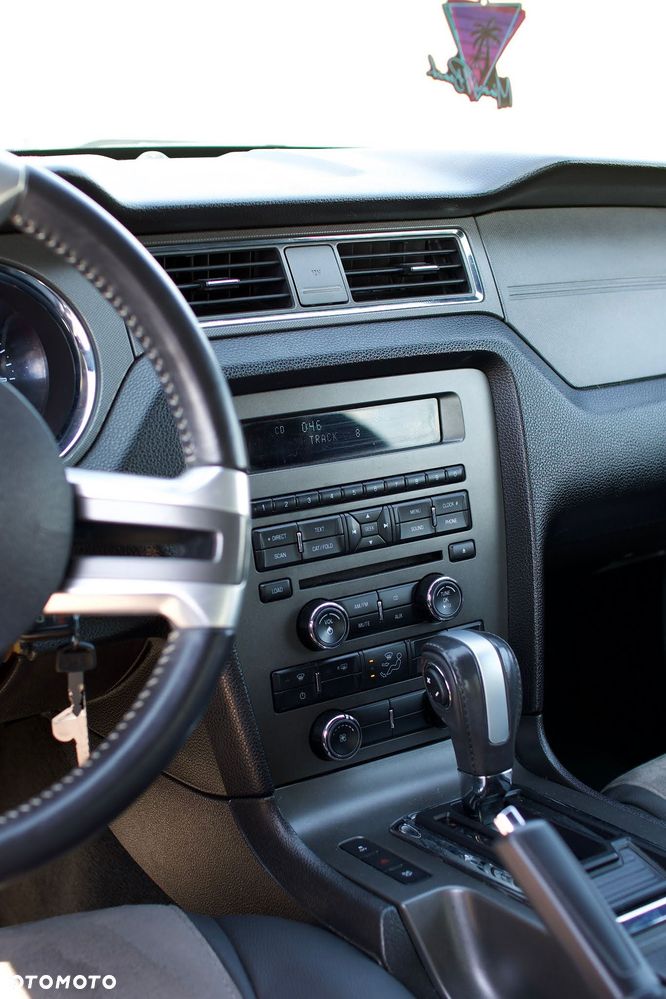 Ford Mustang 3.7 V6 - 6