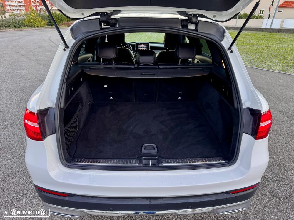 Mercedes-Benz GLC 250 d 4Matic 9G-TRONIC AMG Line - 12