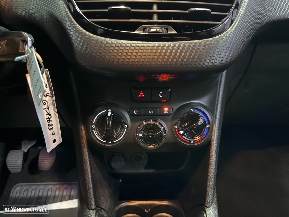 Peugeot 208 PureTech 82 Start & Stop Style - 18