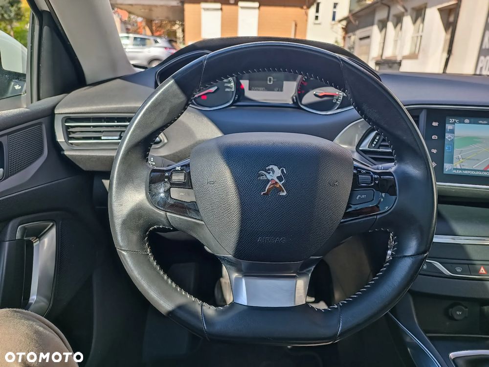 Peugeot 308 130 e-THP Stop & Start Allure - 18