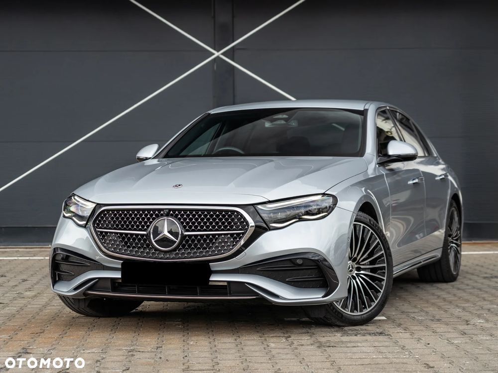 Mercedes-Benz Klasa E 300e 4Matic 9G-TRONIC AMG Line NIGHT Edition - 1