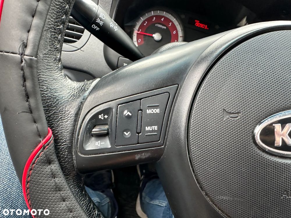 Kia Rio 1.4 Spirit - 26