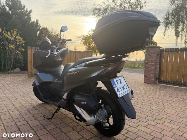 Honda PCX - 9