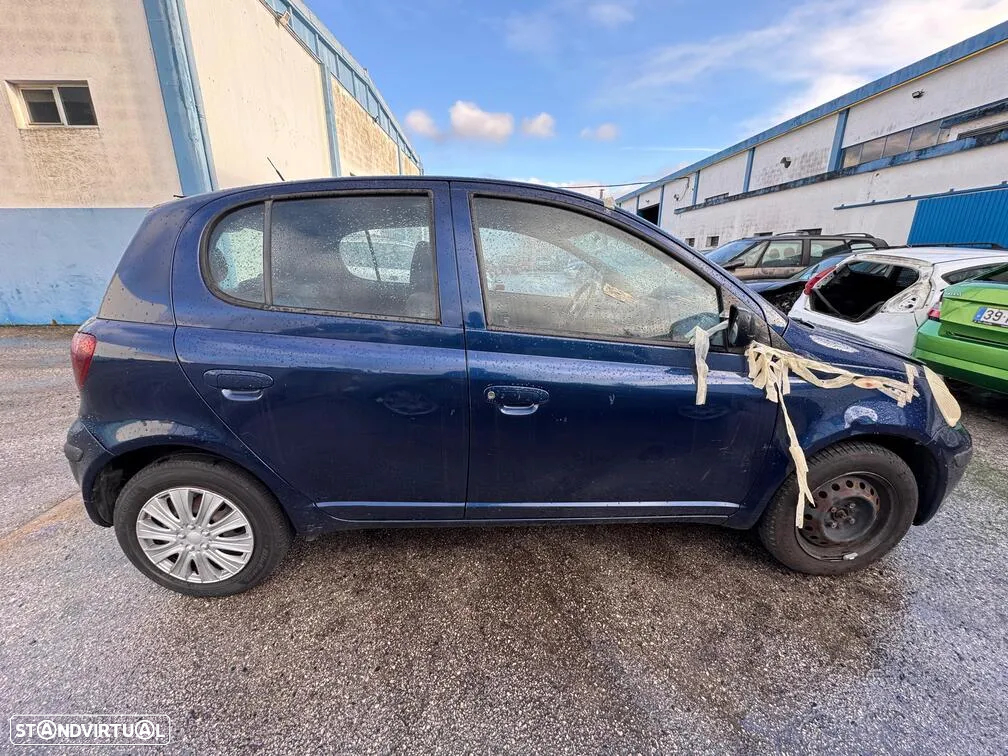 Toyota Yaris VVT-i de 2003 para peças - 5
