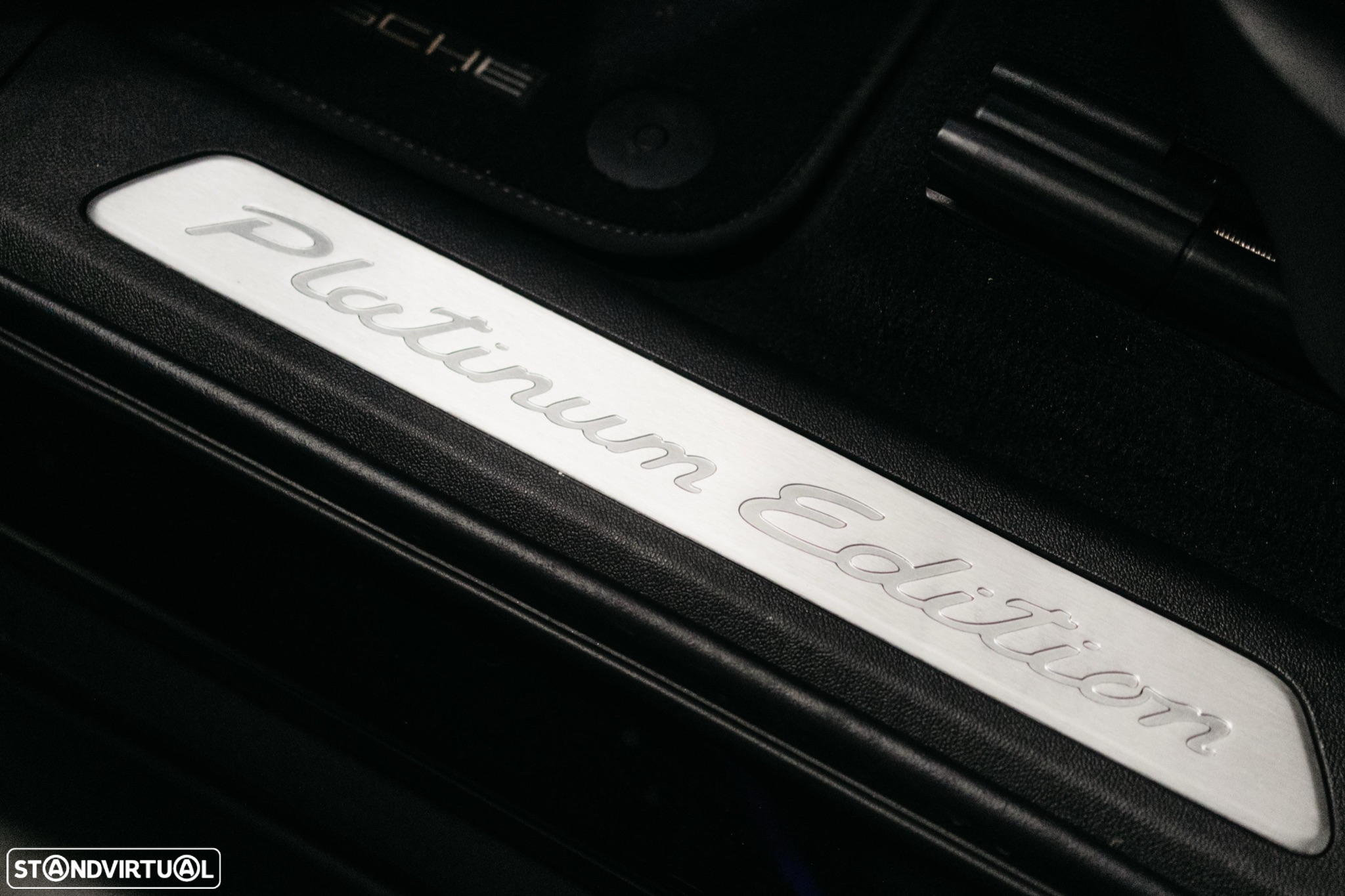Porsche Cayenne Coupé E-Hybrid Platinum Edition - 16