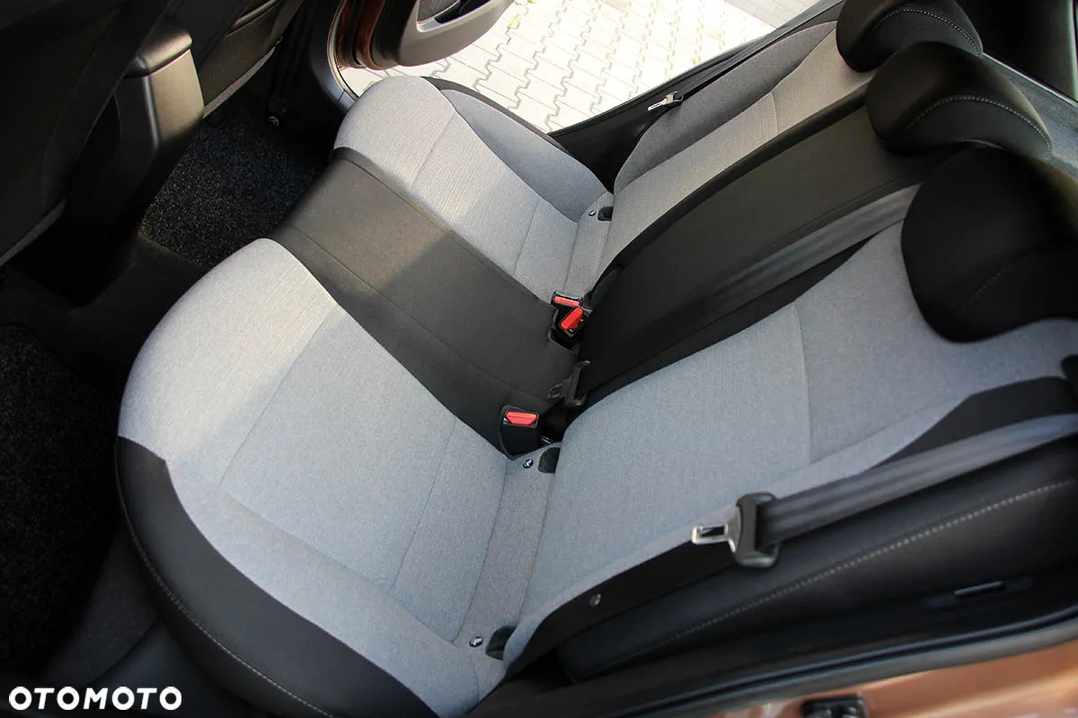 Hyundai i20 1.2 YES Gold - 29