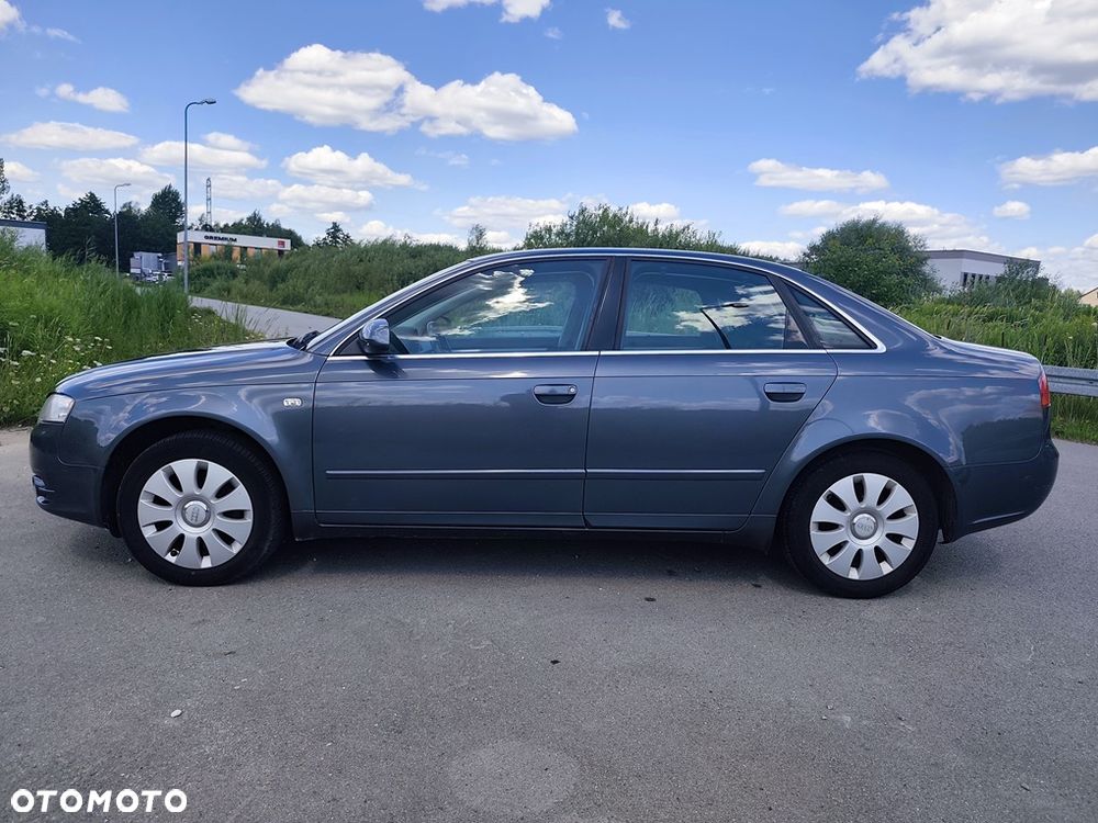 Audi A4 Limousine - 7