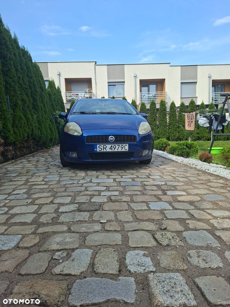 Fiat Punto 1.4 16V Dynamic - 2