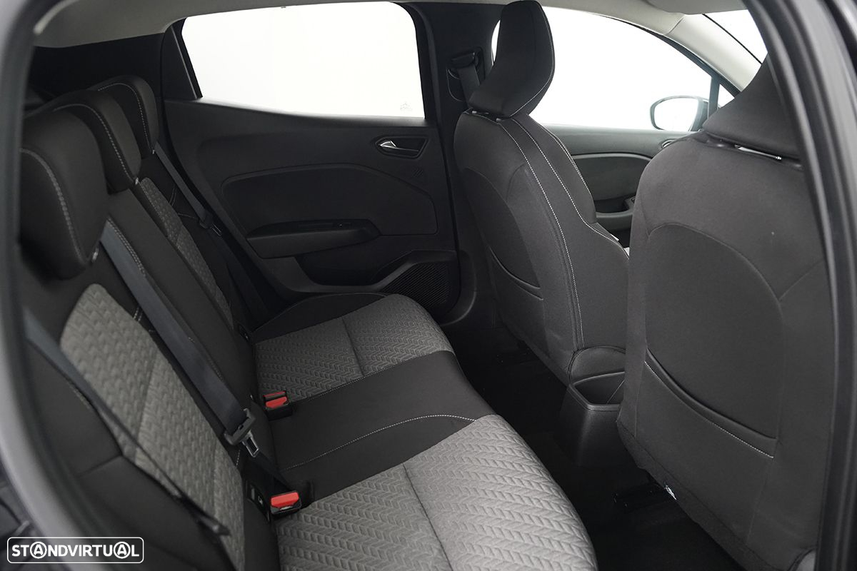 Renault Clio 1.0 TCe Evolution - 23