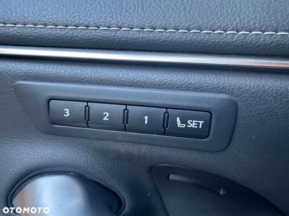 Lexus ES 300h Prestige - 24