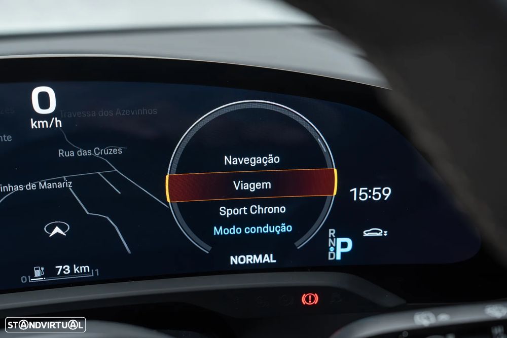 Porsche Taycan Cross Turismo 4 - 35