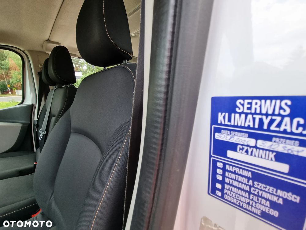 Renault Trafic - 25