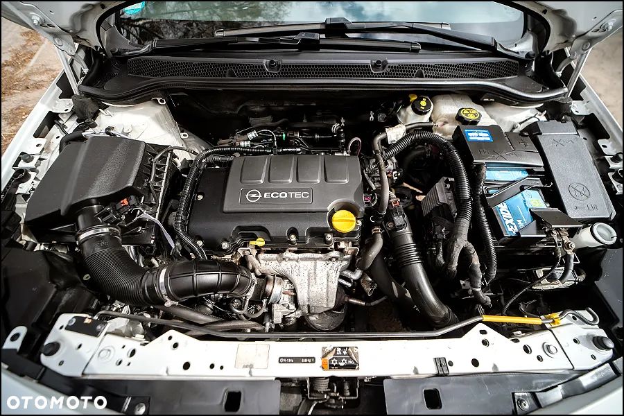 Opel Astra 1.4 Turbo Sports Tourer Exklusiv - 40