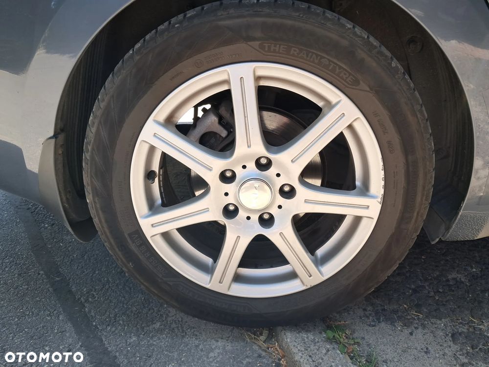 Kia Ceed 1.6 CRDi Business Line - 8