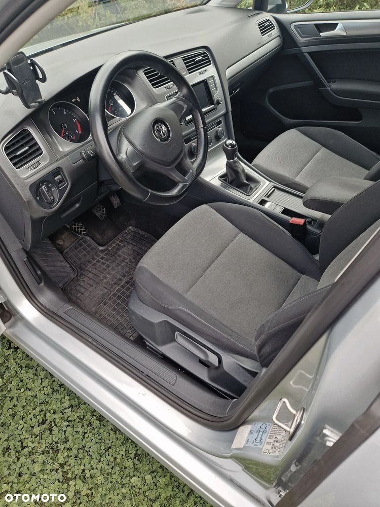 Volkswagen Golf 1.6 TDI BMT Comfortline - 17