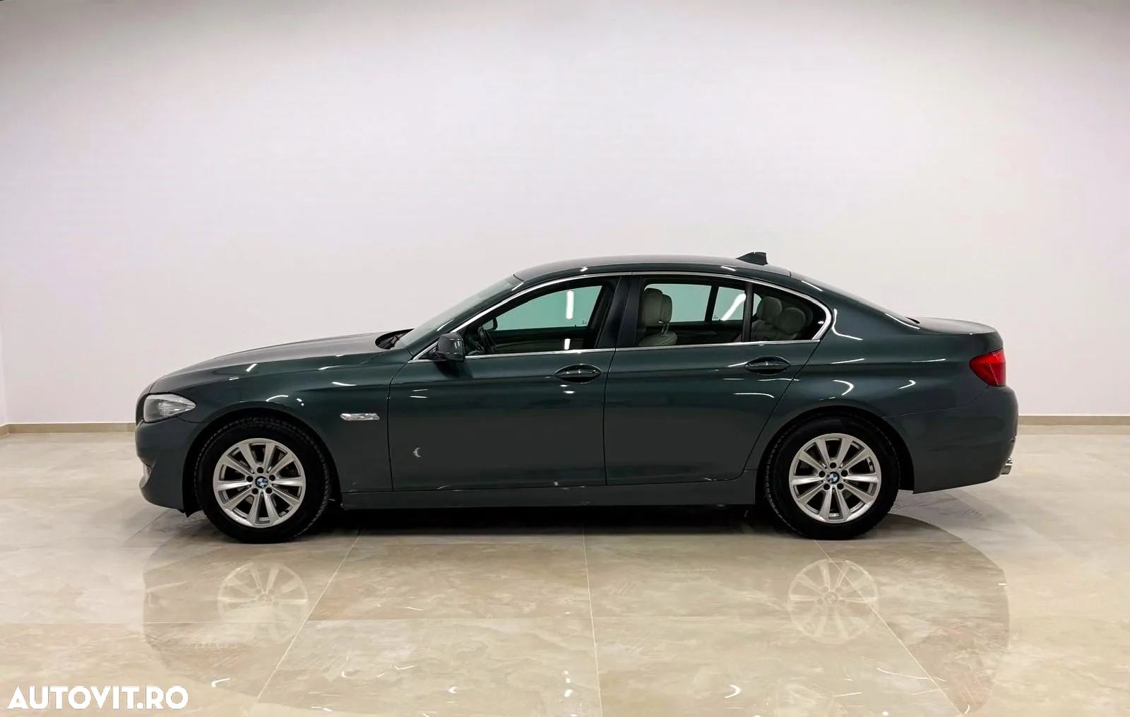 BMW Seria 5 520d - 18