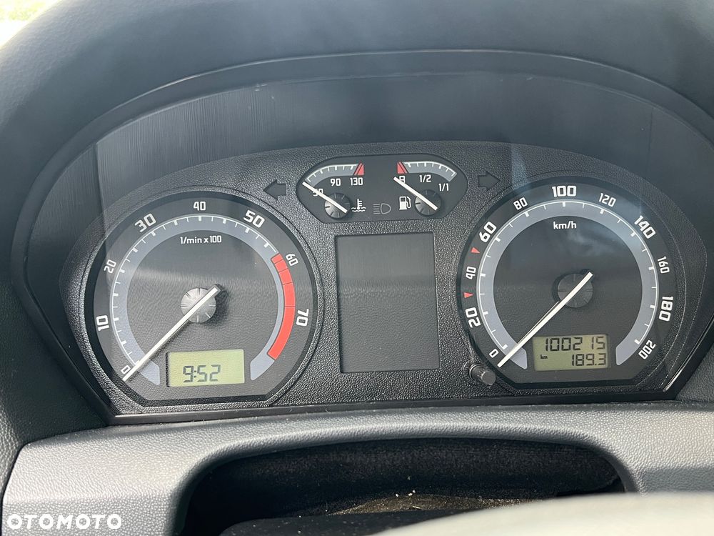 Skoda Fabia 1.4 16V Ambiente - 16